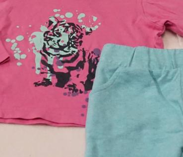 Langarmshirt von Lupilu mit Sweathose von Dana Schweiger Gr. 56 (1309)